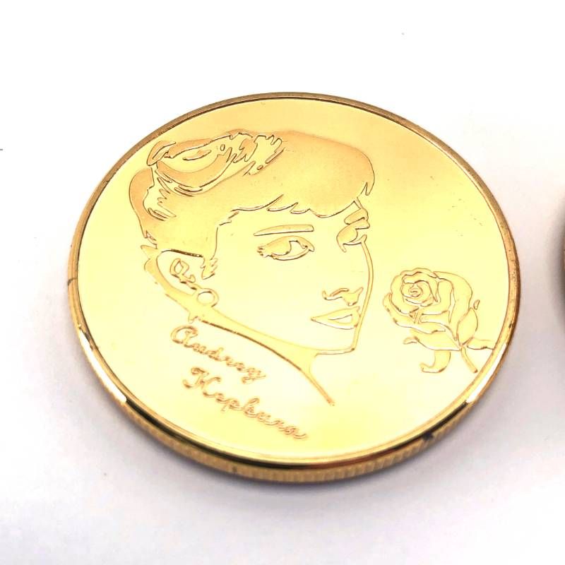 【美品】 オードリー・ヘップバーン／コイン メダル／直径約4cm
