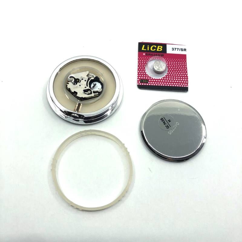 【電池交換済み・箱付き】Baccarat バカラ／クォーツ式 置き時計／クリスタルグラス／クリア／BC647