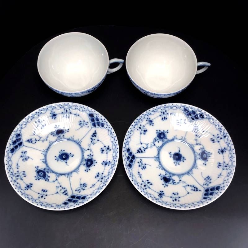 【美品】Royal Copenhagen ロイヤルコペンハーゲン／ブルーフルーテッド ハーフレース ペア カップ＆ソーサー／陶器／ホワイト・ブルー