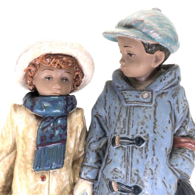 【美品】LLADRO リヤドロ／寒い日の登校／2242／陶器／マルチカラー