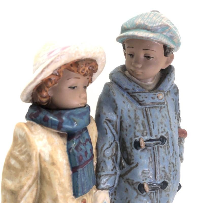 【美品】LLADRO リヤドロ／寒い日の登校／2242／陶器／マルチカラー