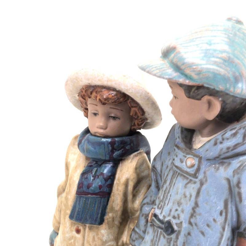 【美品】LLADRO リヤドロ／寒い日の登校／2242／陶器／マルチカラー