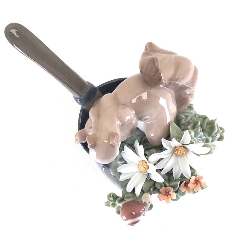 【希少・美品】LLADRO リヤドロ／お庭で リスとカタツムリ／8026／陶器／マルチカラー