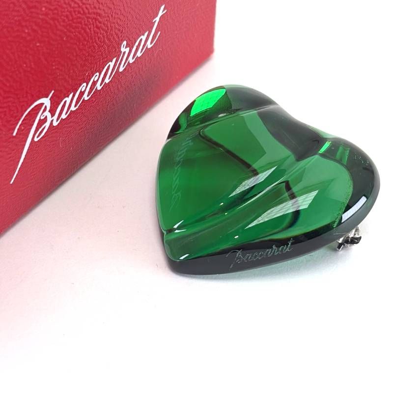 【美品・箱・保管袋つき】Baccarat バカラ／ハート モチーフ ブローチ／クリスタルグラス／グリーン／BC671