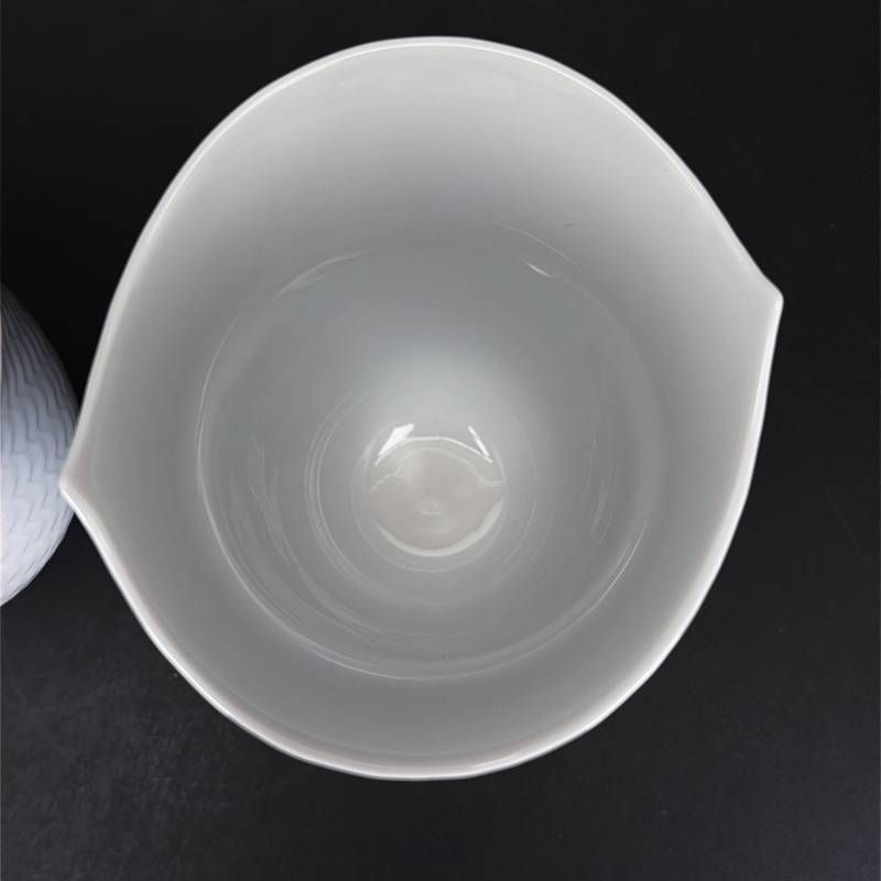 【美品・箱付き】MEISSEN マイセン／波の戯れ ペア タンブラー／陶器／ホワイト