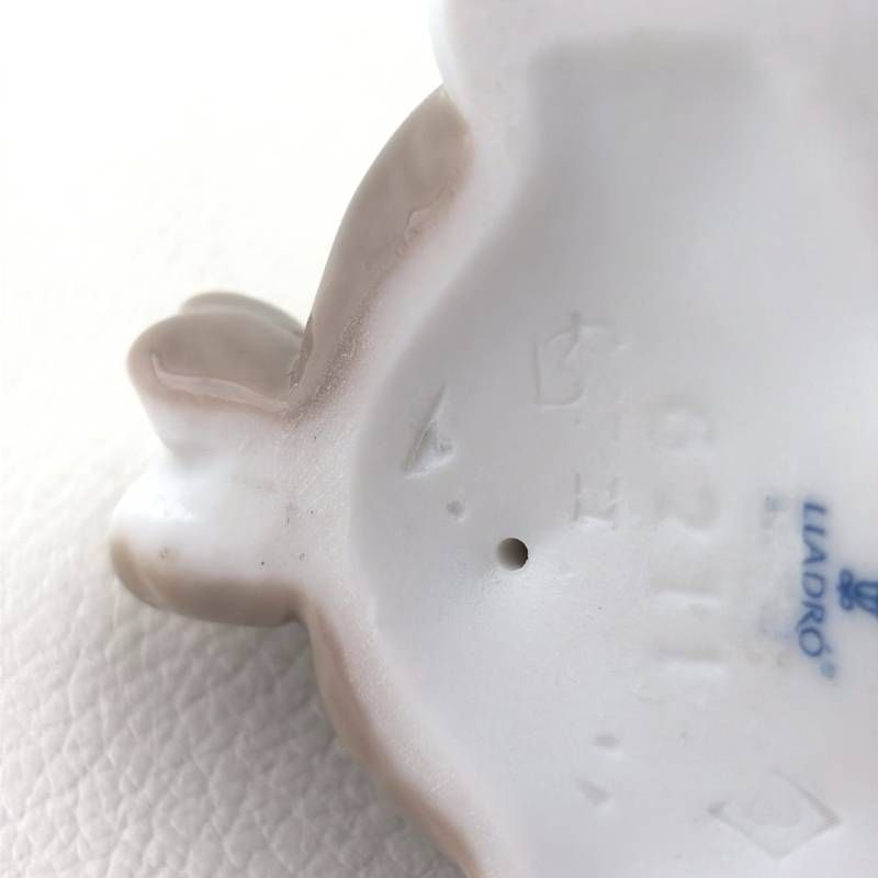 【美品】LLADRO リヤドロ／ニューフレンド New friend  犬とかたつむり 6211 フィギュリン／ポーセリン／マルチカラー