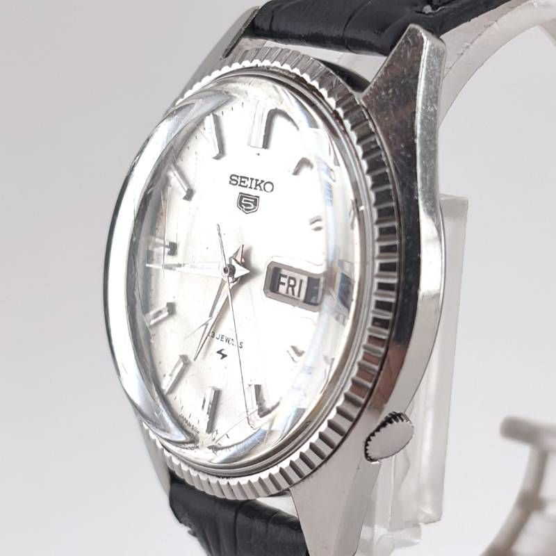 【希少・ヴィンテージ・ベルト交換】SEIKO セイコー／セイコー5 フルーテッドベゼル 5126-8050／自動巻き／ステンレス・フェイクレザー／シルバー・ブラック