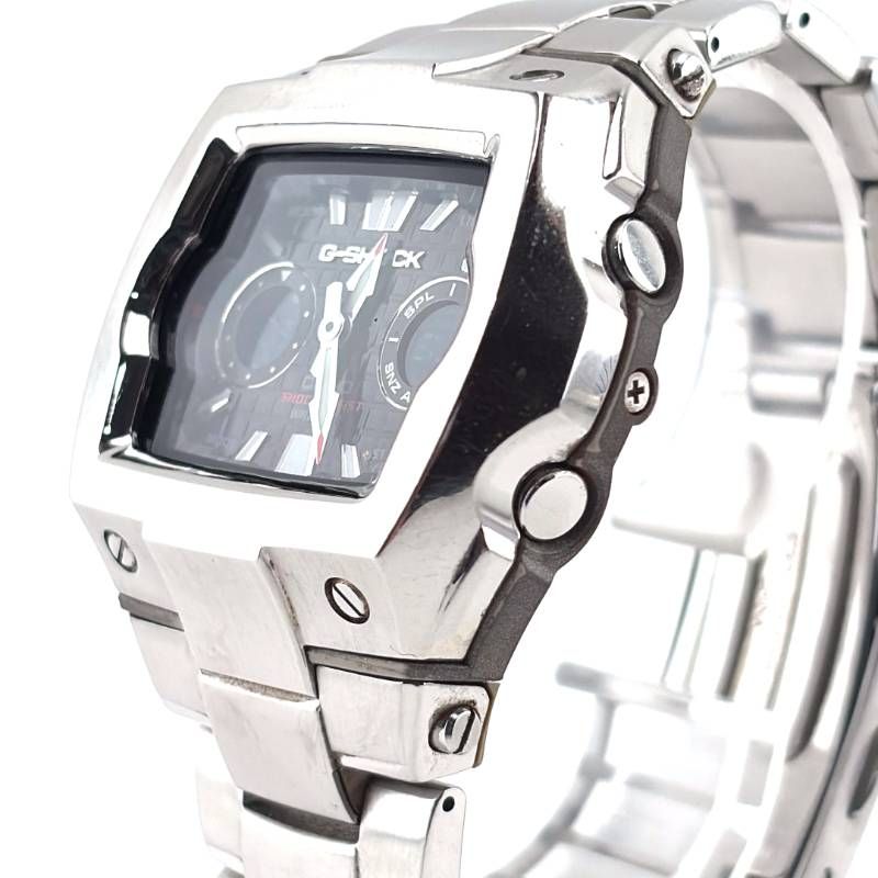 【美品】CASIO カシオ／G-SHOCK G-011D-1AJF／クォーツ／ステンレス／シルバー・ブラック