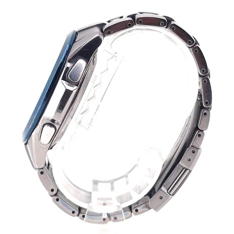 【箱・ケース・コマ・取説付き】CASIO カシオ／オシアナス OCW-M700／ソーラークォーツ／チタン／ダークシルバー・ホワイト・ブルー