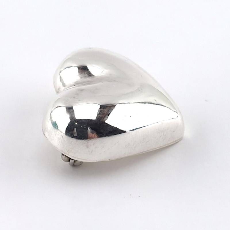 【ヴィンテージ・美品・箱・保管袋付き】TIFFANY & CO. ティファニー／ハートモチーフ ブローチ／SV925／シルバー