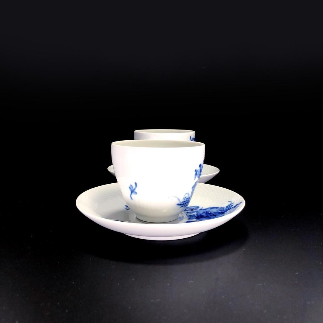 【美品】Royal Copenhagen ロイヤルコペンハーゲン／ブルーフラワーカーブ ペア カップ＆ソーサー／陶器／ホワイト・ブルー