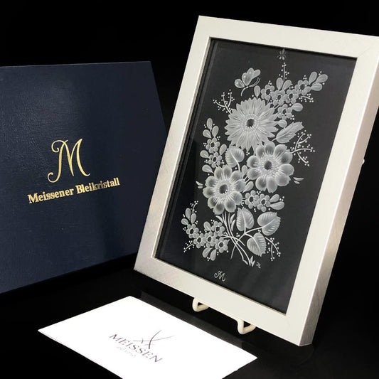 【希少美品・箱付き】Meissen crystal マイセンクリスタル／高級 ガラスプラーク／マイセンフラワー 花 ガラス エングレービング 彫刻／クリスタル／ホワイト・クリア