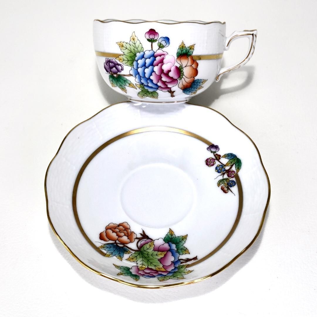 【美品】HEREND ヘレンド／ヴィクトリア・ゴールド カップ＆ソーサー 金彩／陶器／ホワイト・マルチカラー／HV04