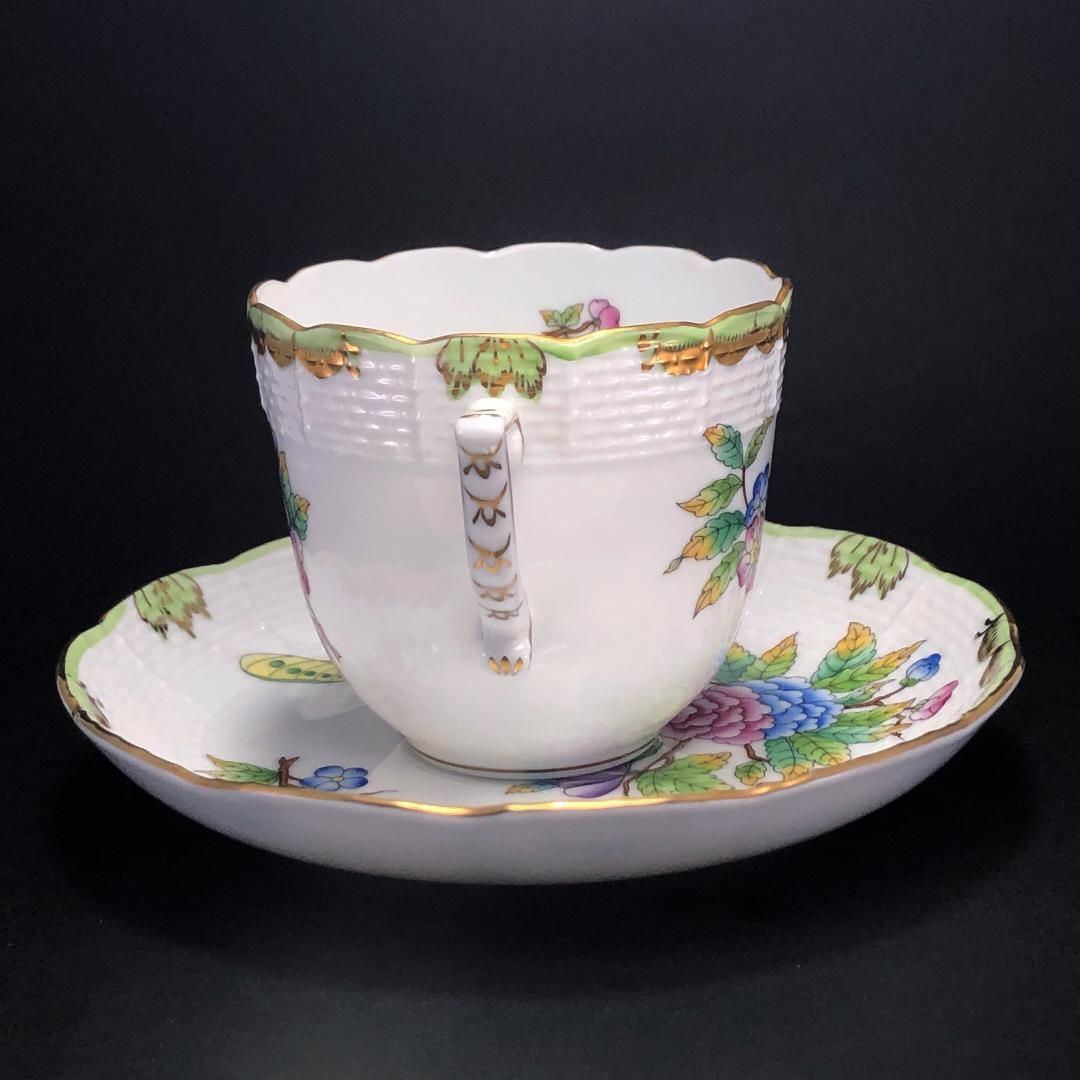 【訳あり・売り切り】HEREND ヘレンド／ヴィクトリア・ブーケ コーヒー カップ＆ソーサー／HV3／花 蝶／金彩／陶器／ホワイト