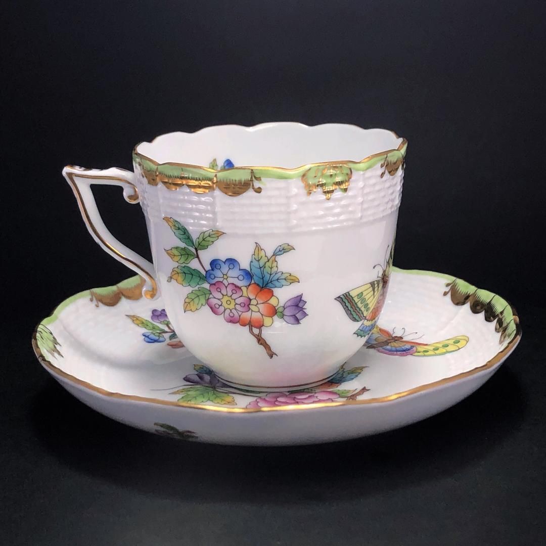 【訳あり・売り切り】HEREND ヘレンド／ヴィクトリア・ブーケ コーヒー カップ＆ソーサー／HV3／花 蝶／金彩／陶器／ホワイト