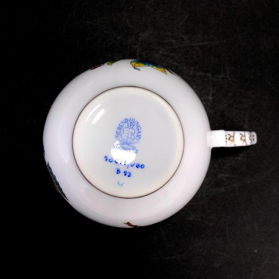 【訳あり・売り切り】HEREND ヘレンド／ヴィクトリア・ブーケ コーヒー カップ＆ソーサー／HV3／花 蝶／金彩／陶器／ホワイト