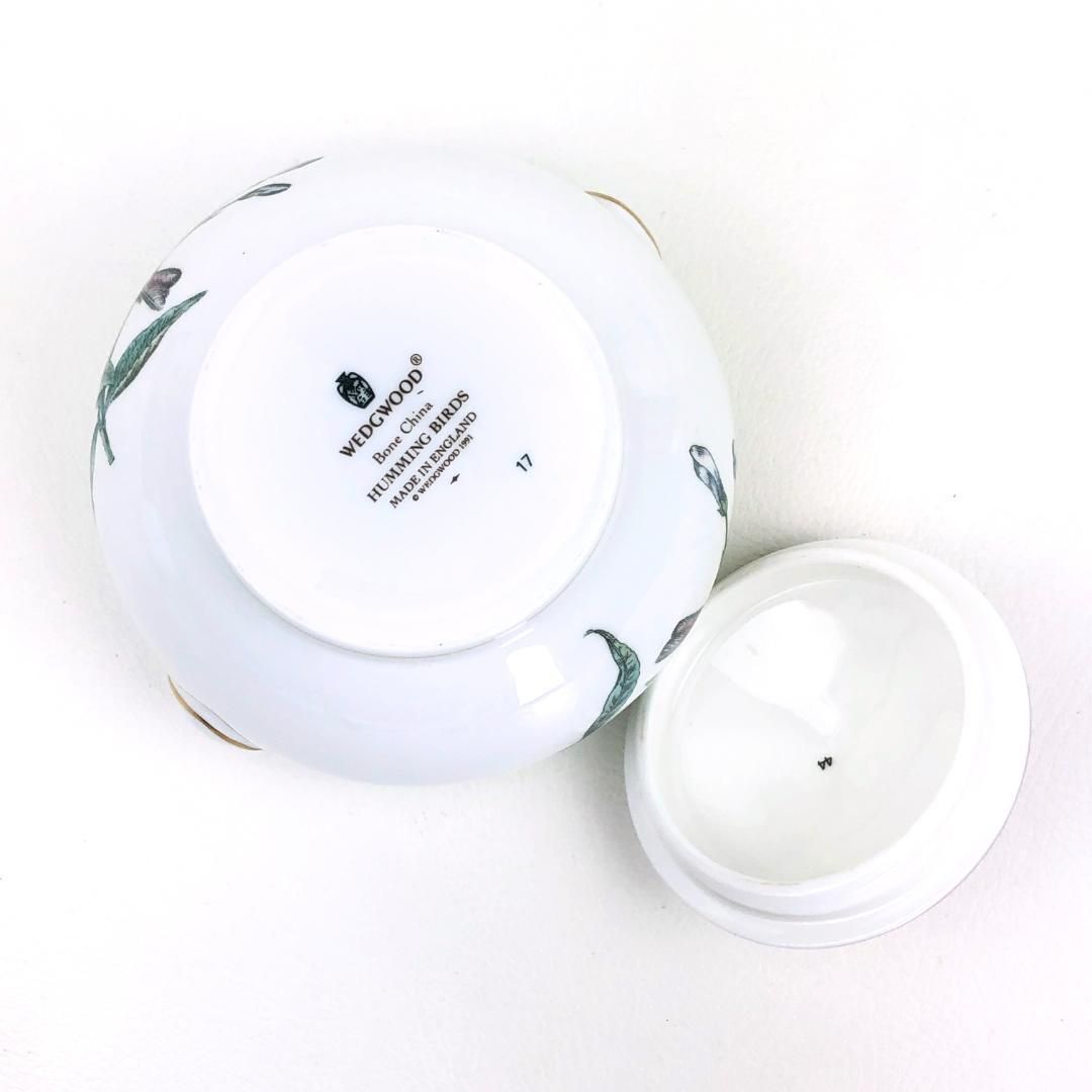 【美品】WEDGWOOD ウェッジウッド／ハミングバード ティーポット・シュガーポット・クリーマー 3点 セット／バード 鳥／陶器／ホワイト