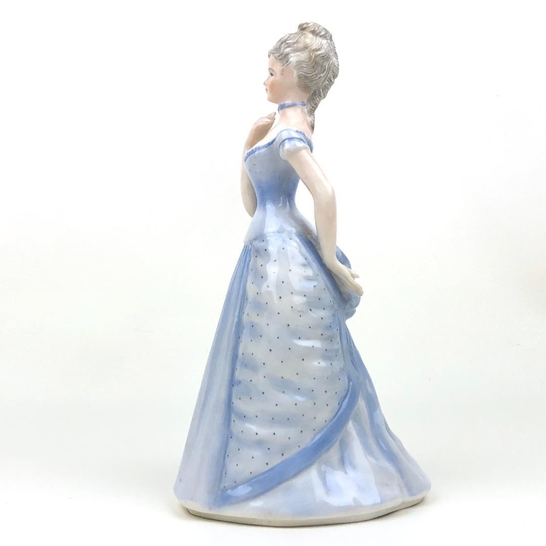 coalport コールポート／陶器製人形 イギリス製 女性 人形／ボーンチャイナ／マルチカラー