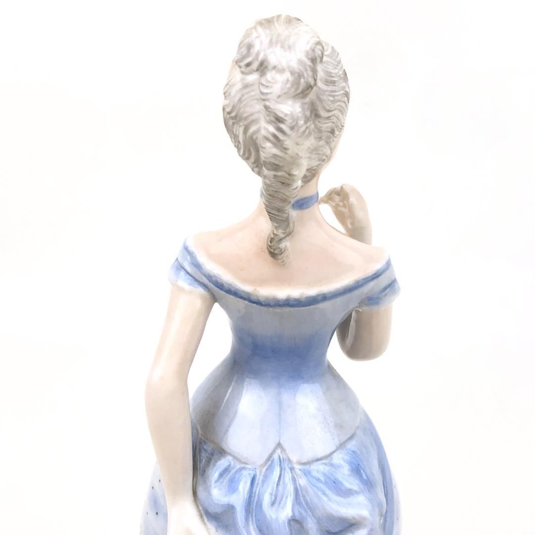 coalport コールポート／陶器製人形 イギリス製 女性 人形／ボーンチャイナ／マルチカラー