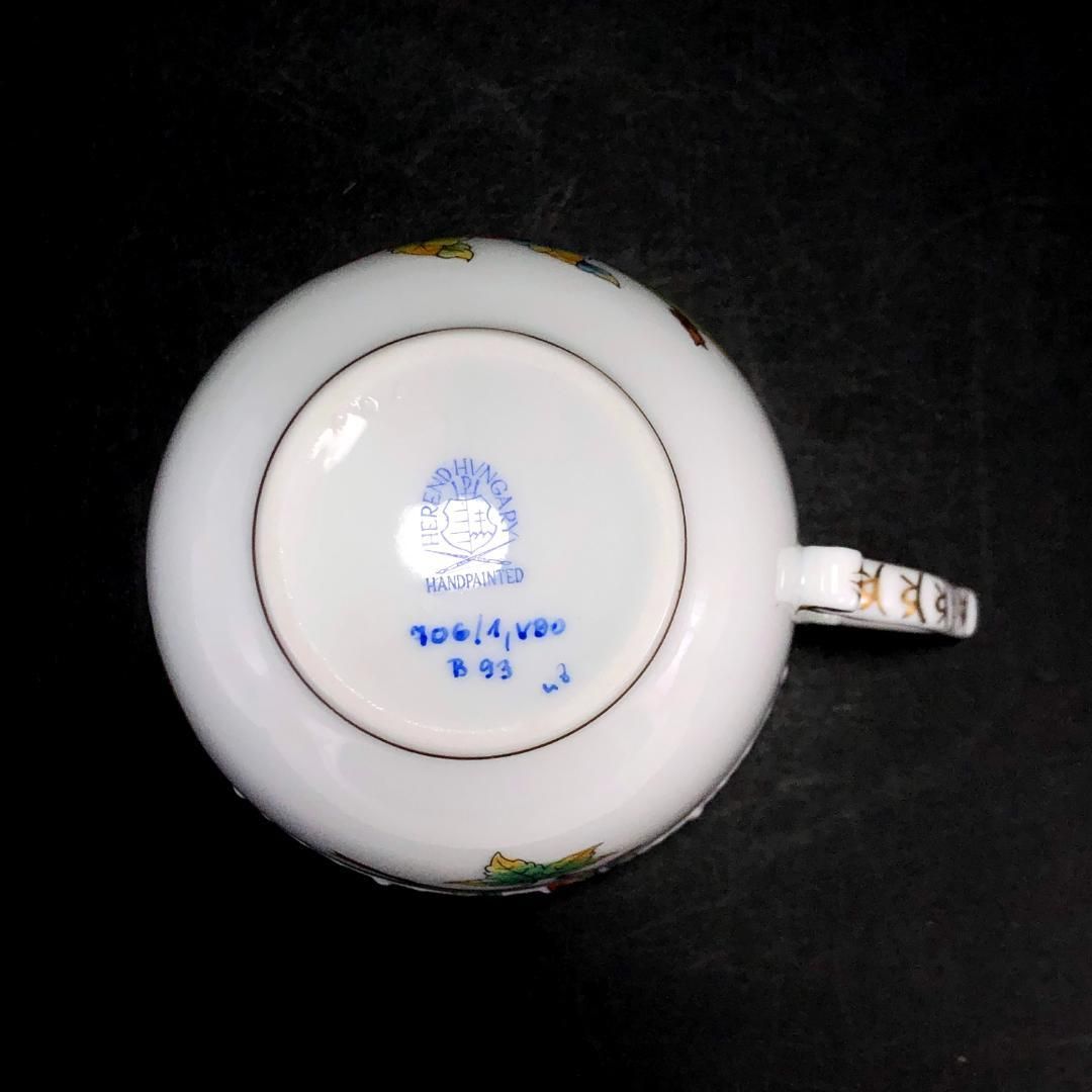 【訳あり・売り切り】HEREND ヘレンド／ヴィクトリア・ブーケ コーヒー カップ＆ソーサー／HV2／花 蝶／金彩／陶器／ホワイト