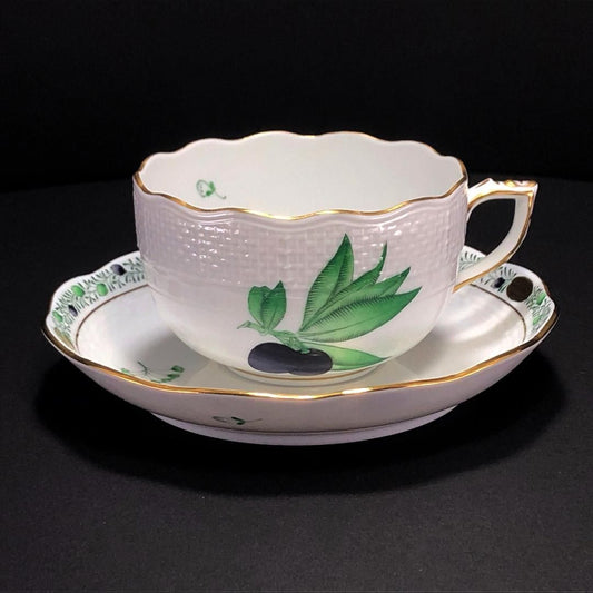 【美品・箱付き】HEREND ヘレンド／アピシウスのハーブ ペア カップ&ソーサー／陶器／ホワイト・グリーン
