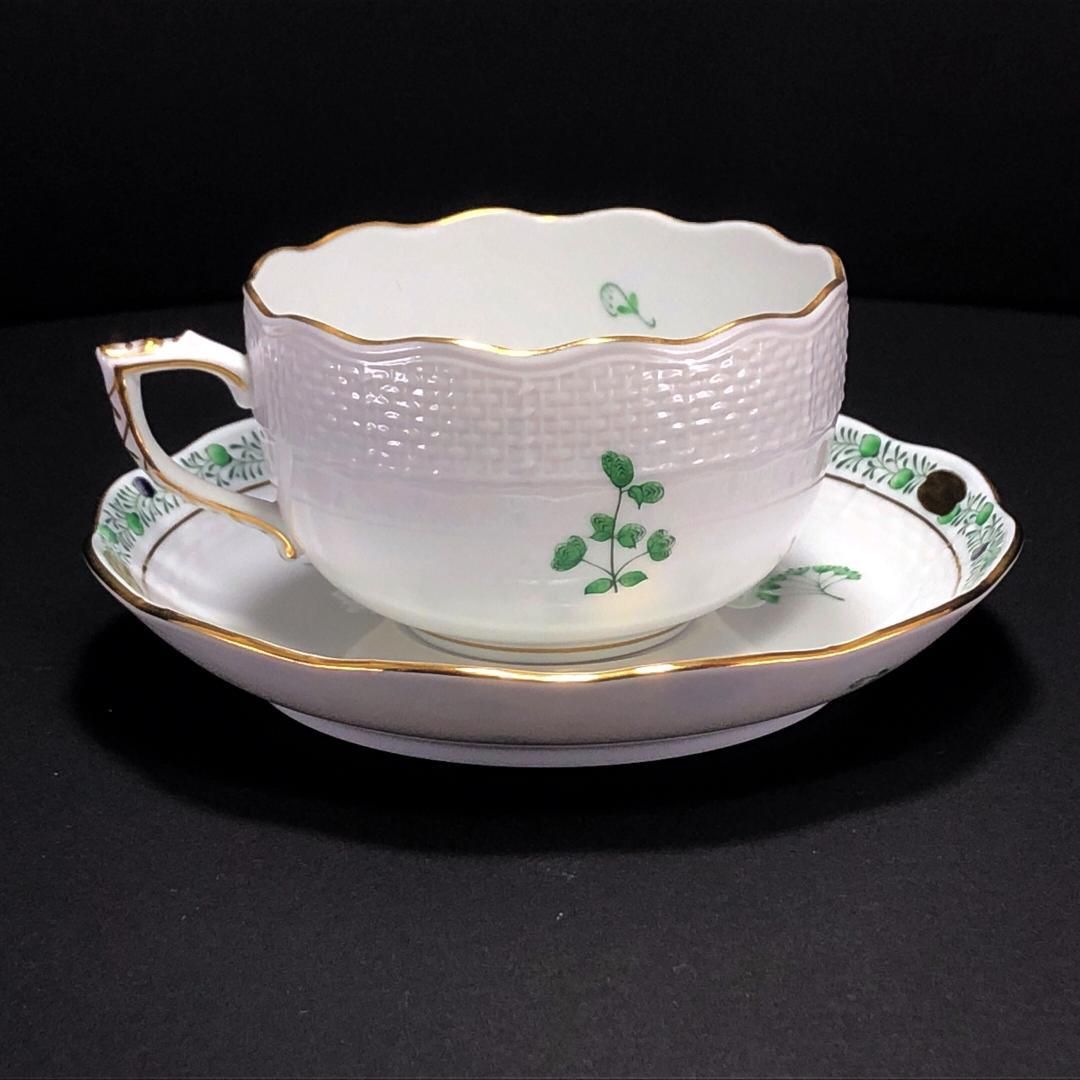 【美品・箱付き】HEREND ヘレンド／アピシウスのハーブ ペア カップ&ソーサー／陶器／ホワイト・グリーン