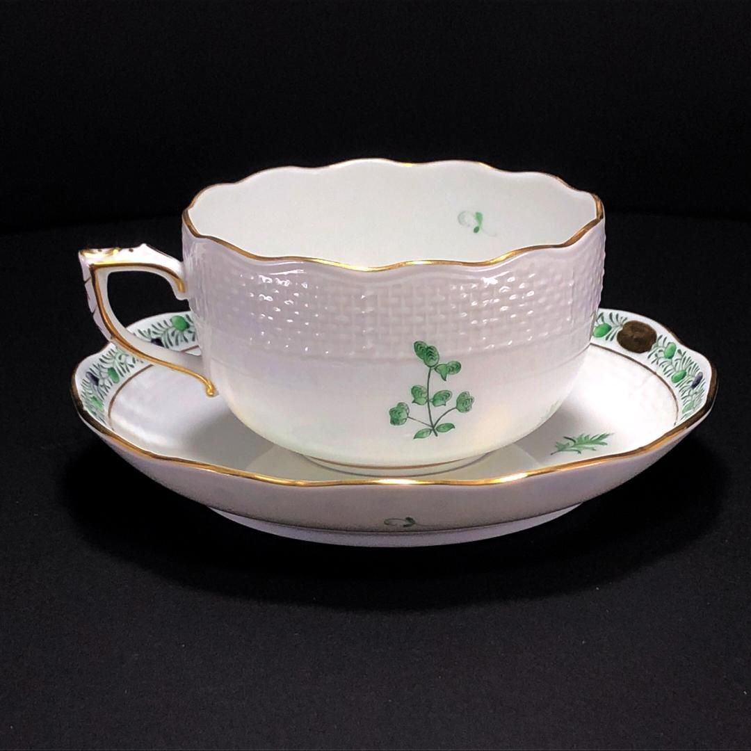 【美品・箱付き】HEREND ヘレンド／アピシウスのハーブ ペア カップ&ソーサー／陶器／ホワイト・グリーン