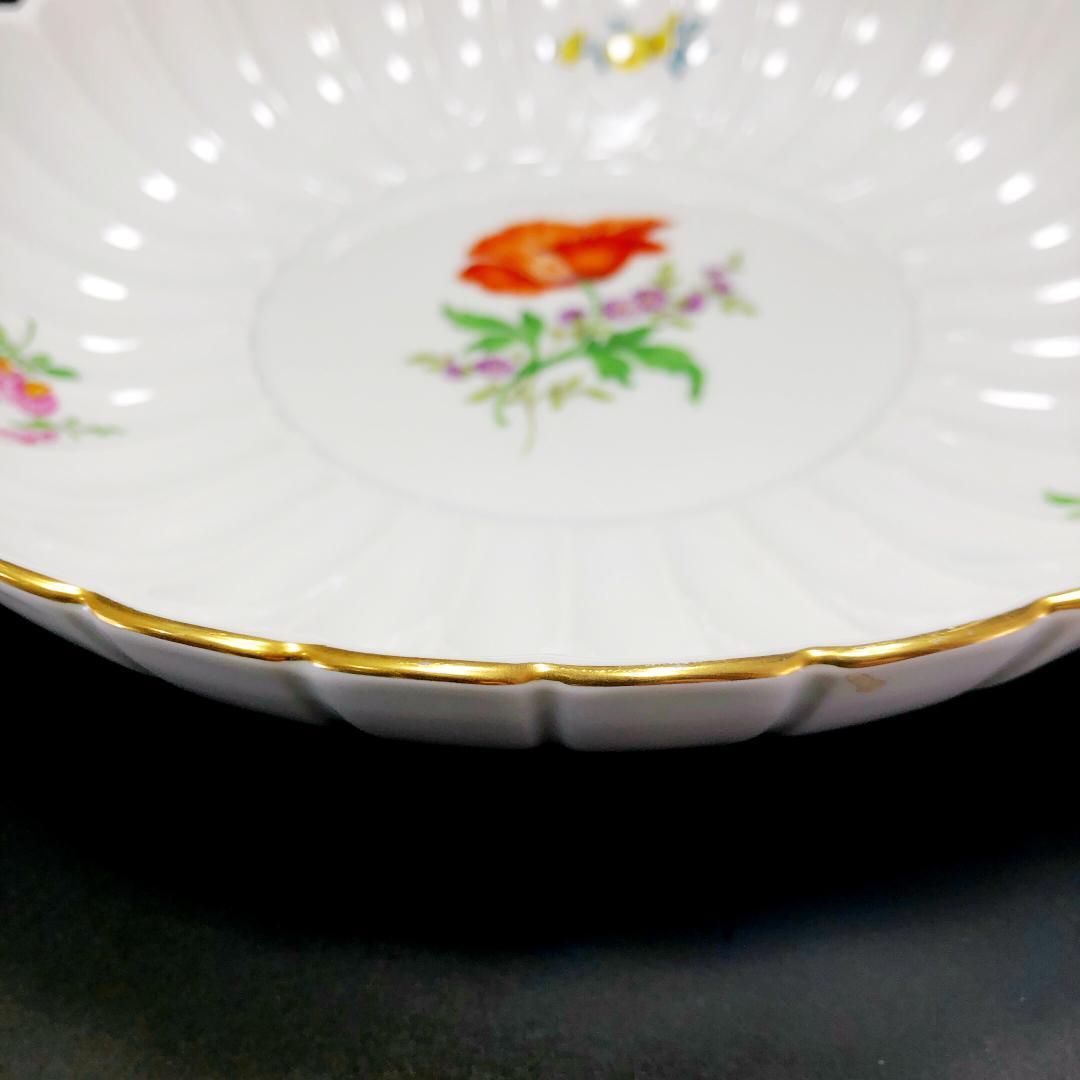 【美品】MEISSEN マイセン／ベーシックフラワー プレート 皿／金彩 ／陶器／ホワイト
