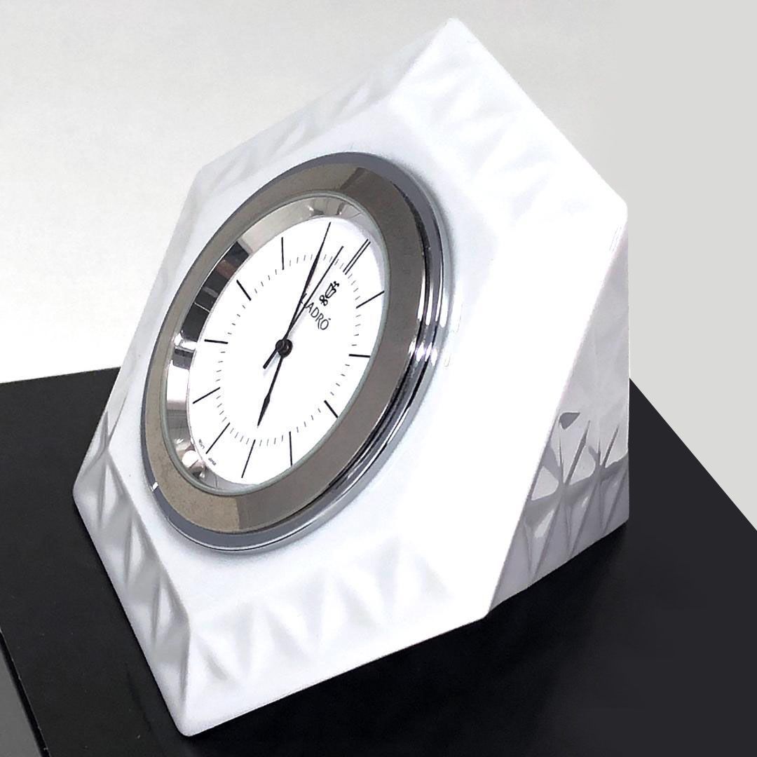 【美品・台座付】LLADRO リヤドロ／置き時計／白磁 ダイヤモンド型 SKU:01009288／陶器／ホワイト