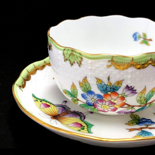 【訳あり・売り切り】HEREND ヘレンド／ヴィクトリア・ブーケ カップ＆ソーサー ／花 蝶／金彩／陶器／ホワイト