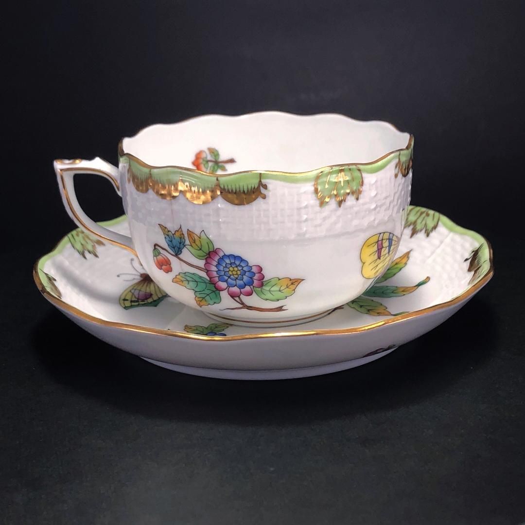【訳あり・売り切り】HEREND ヘレンド／ヴィクトリア・ブーケ カップ＆ソーサー ／花 蝶／金彩／陶器／ホワイト